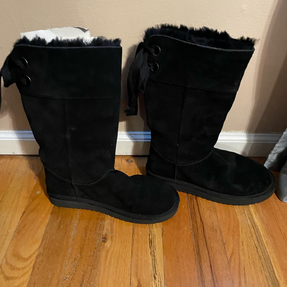 Koolaburra black boots